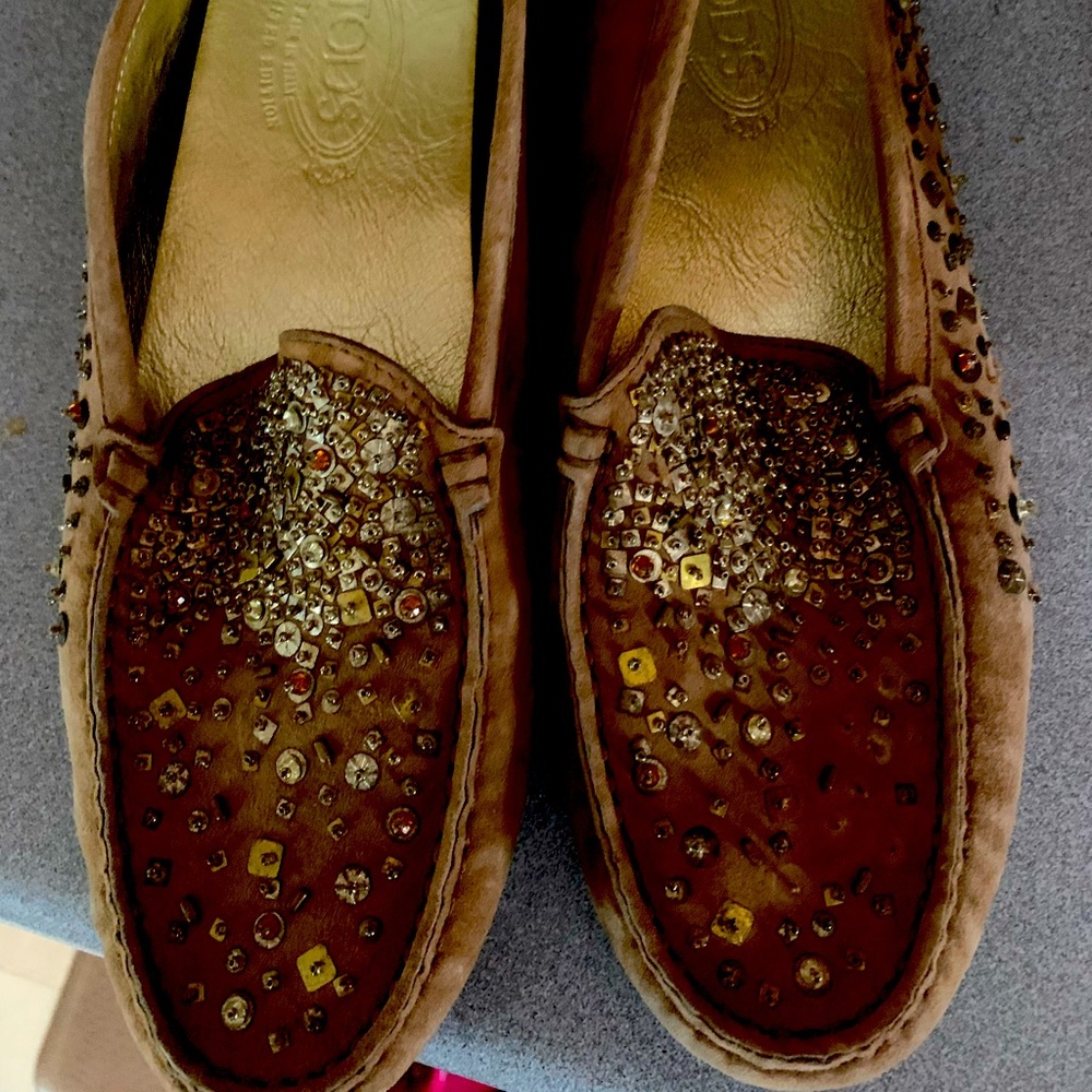 Tod’s brand tan loafers with beadwork